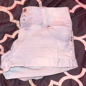 Woman's jean shorts